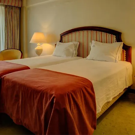Hotel Vip Executive Diplomatico 4*