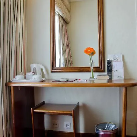 Hotell Vip Executive Diplomatico 4*